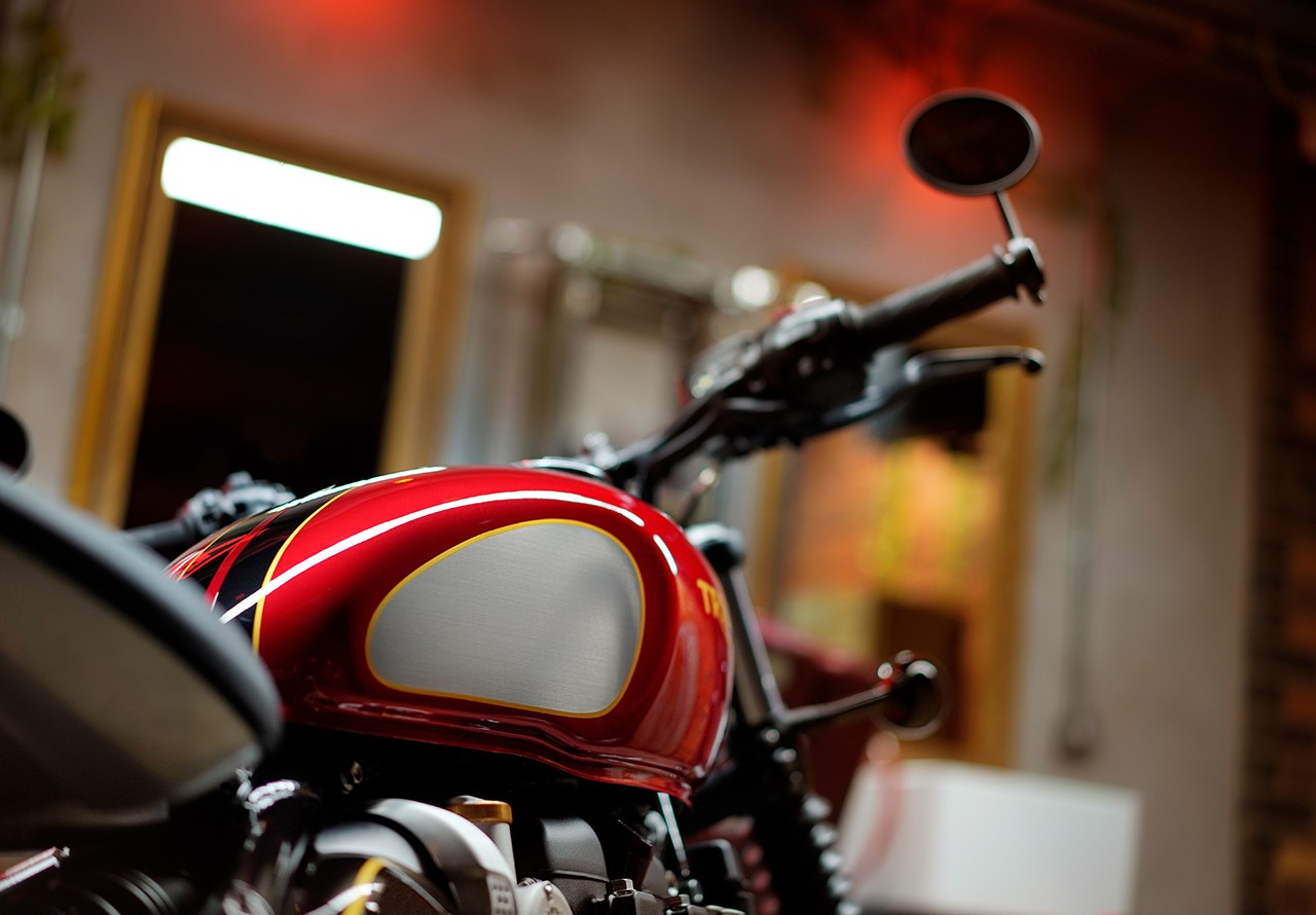 Triumph Gold Line Edition 2022