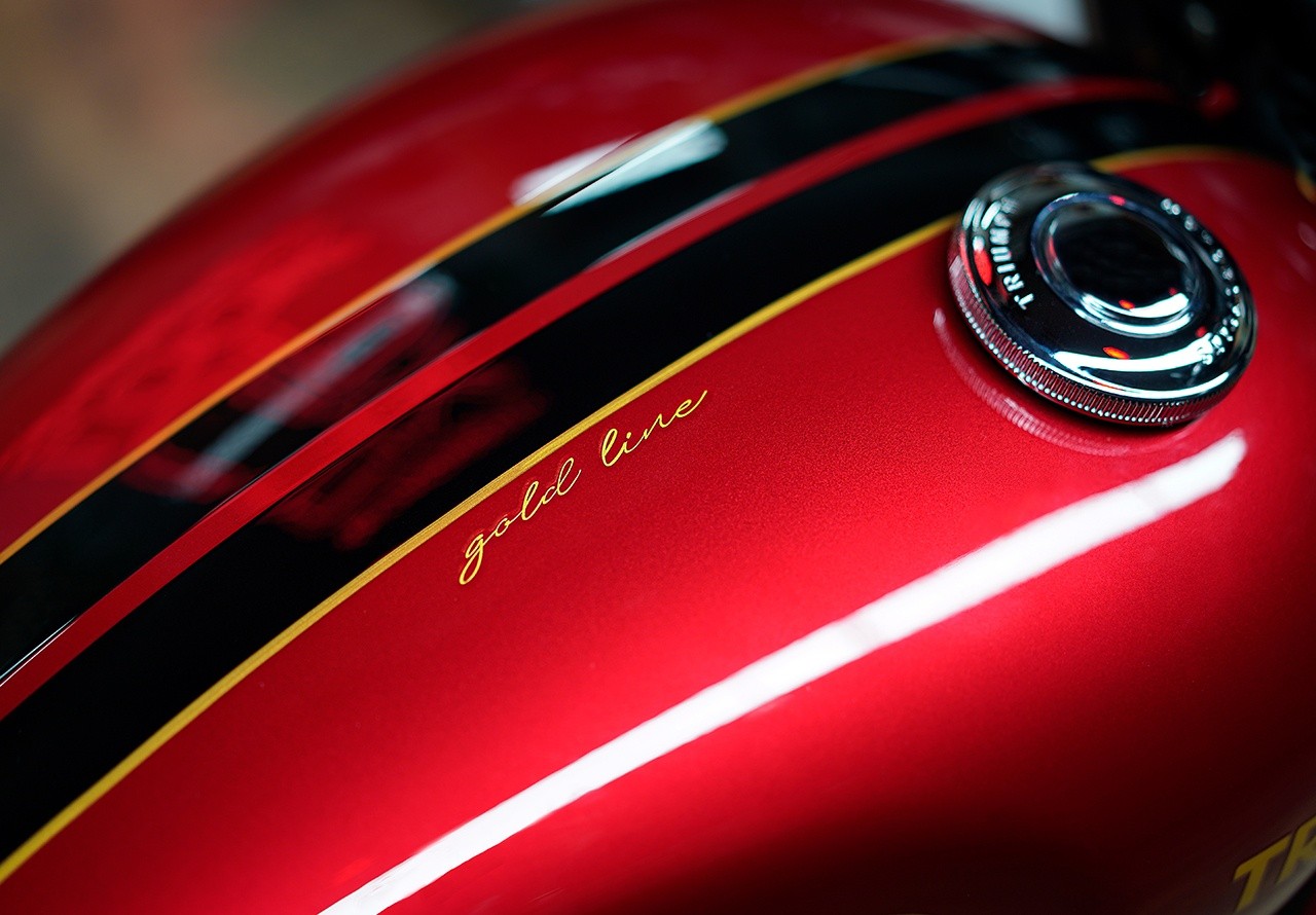 Triumph Gold Line Edition 2022