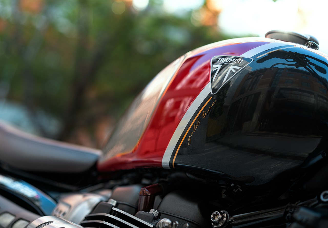Triumph Gold Line Edition 2022