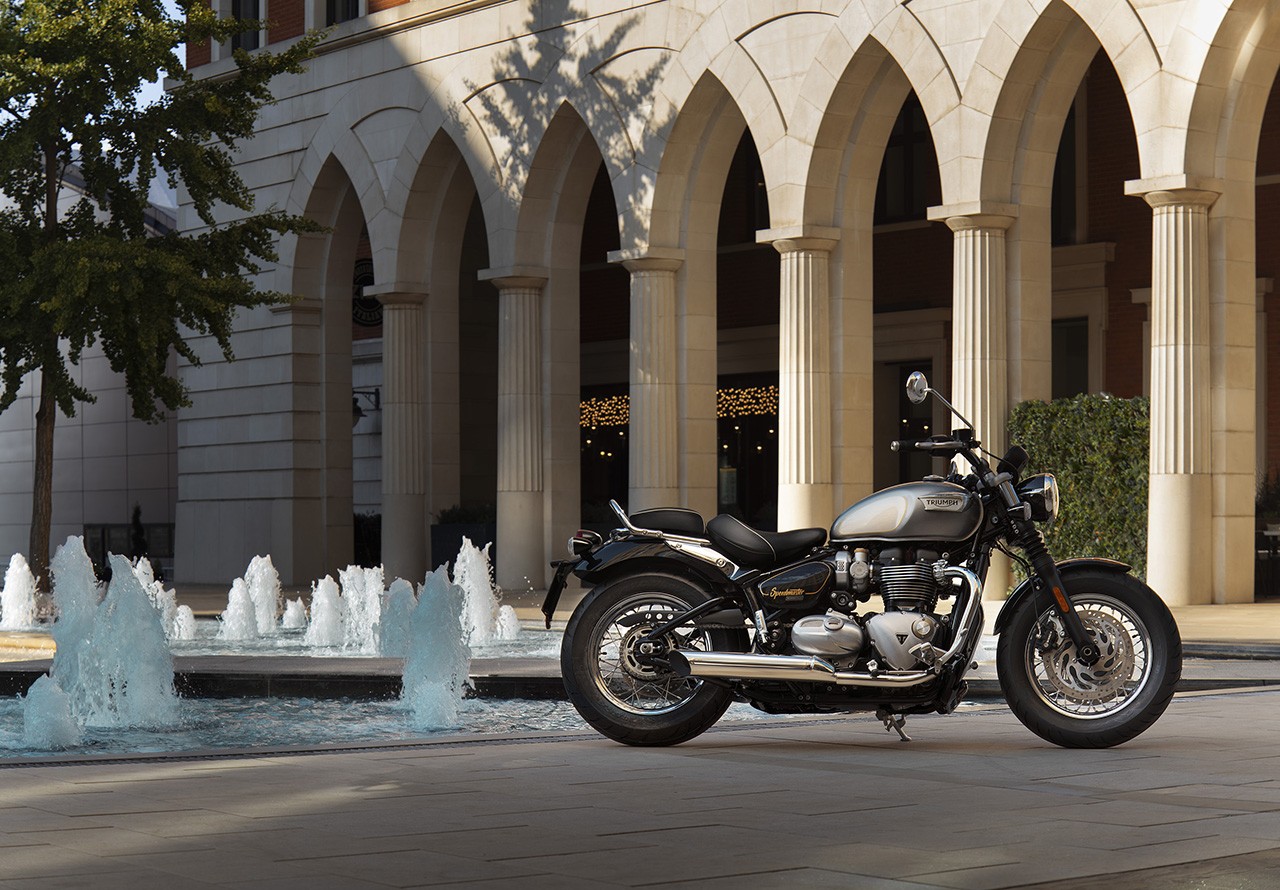 Triumph Gold Line Edition 2022