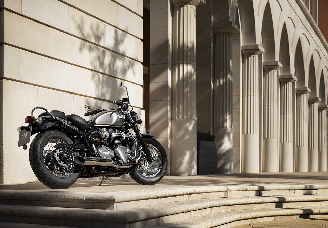 Triumph Gold Line Edition 2022