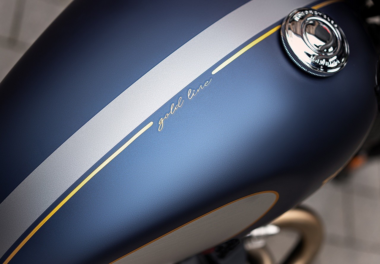 Triumph Gold Line Edition 2022