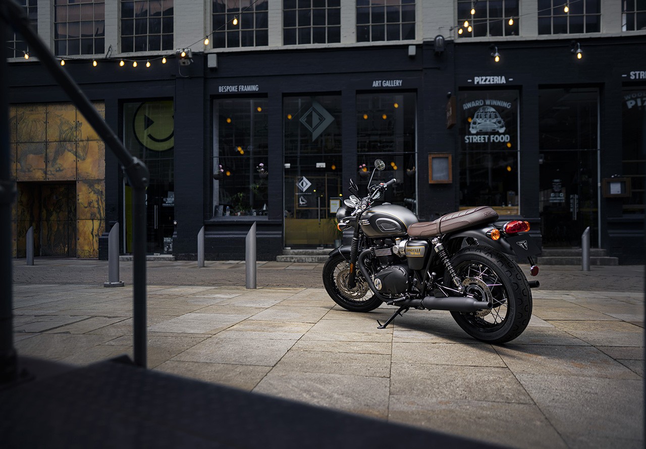 Triumph Gold Line Edition 2022