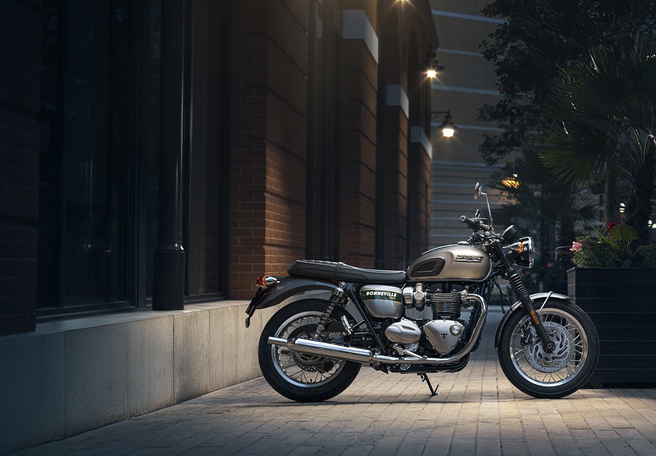 Triumph Gold Line Edition 2022