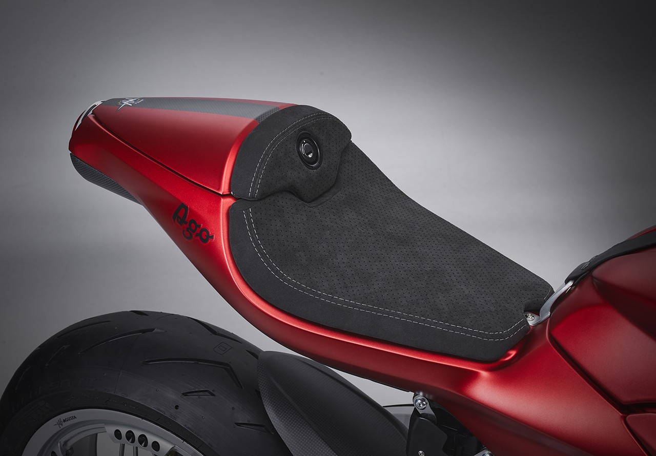 MV Agusta Superveloce Ago: le foto