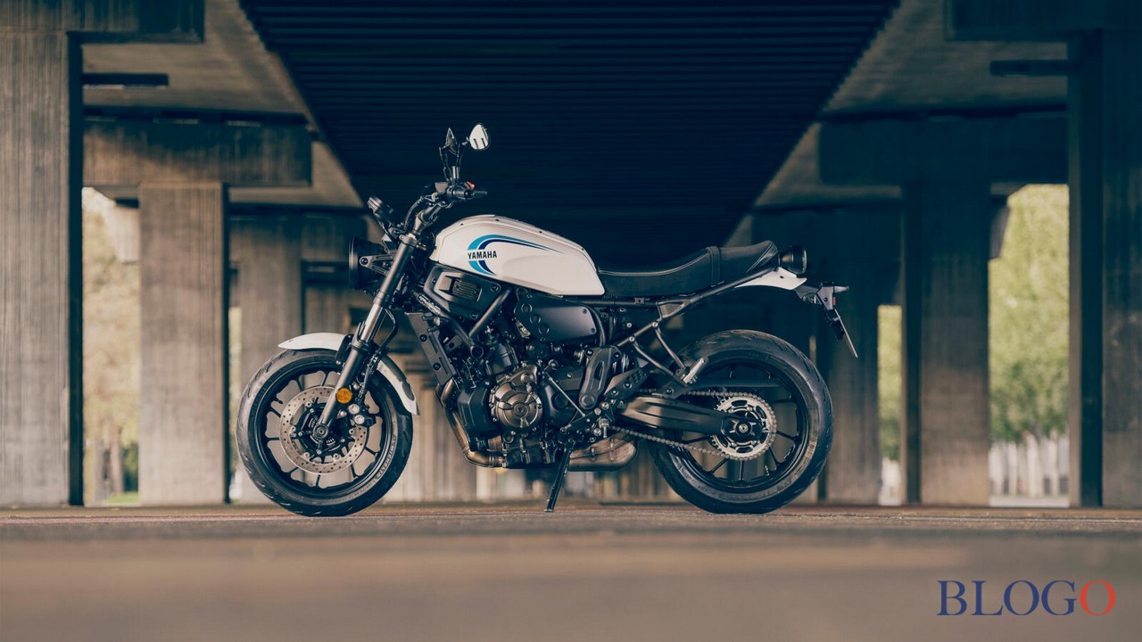 Yamaha XSR700 2022