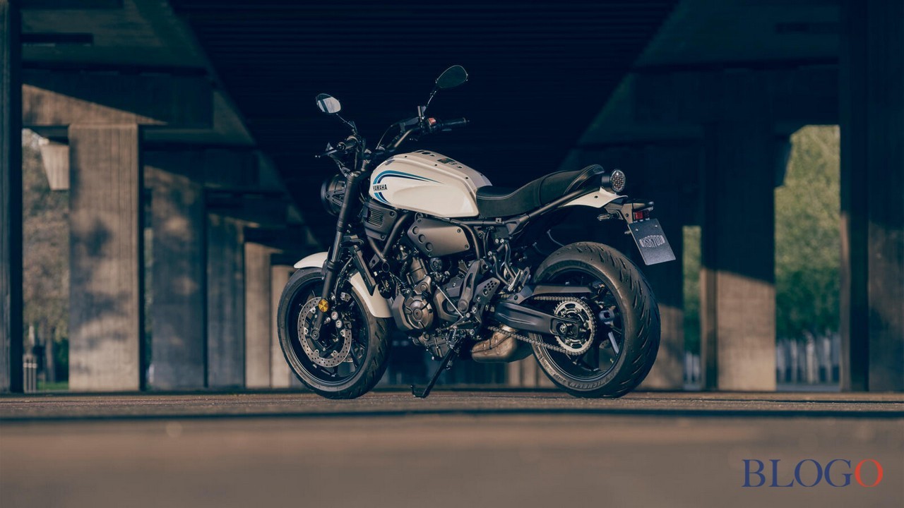 Yamaha XSR700 2022