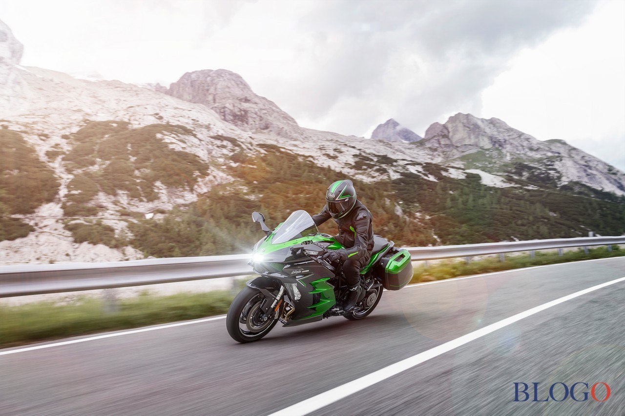 Kawasaki Ninja H2 SX SE 2022