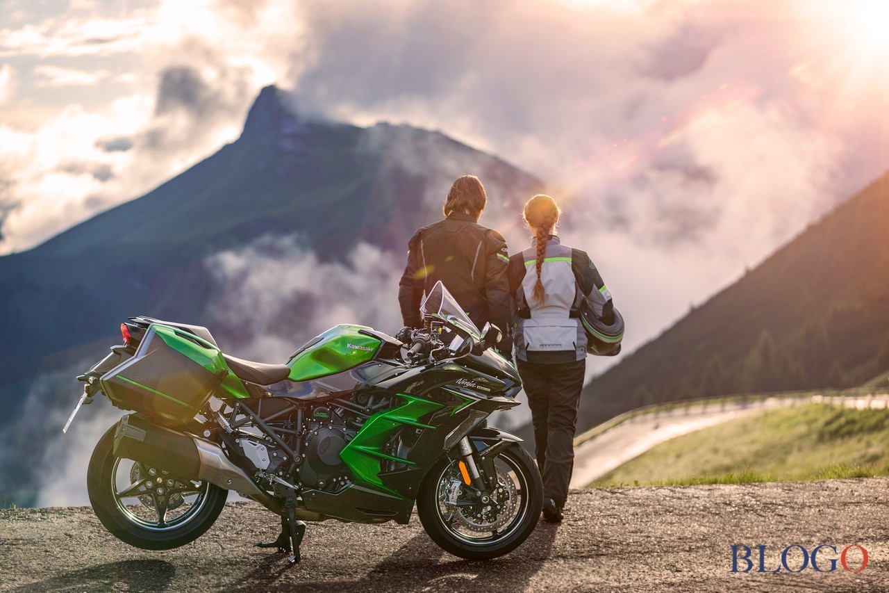 Kawasaki Ninja H2 SX SE 2022