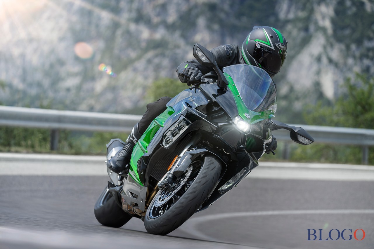 Kawasaki Ninja H2 SX SE 2022
