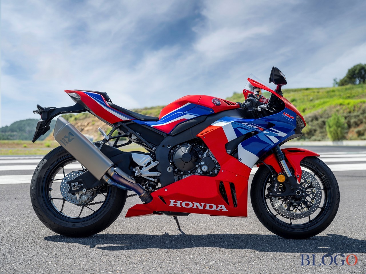 Honda CBR1000RR-R Fireblade 2022