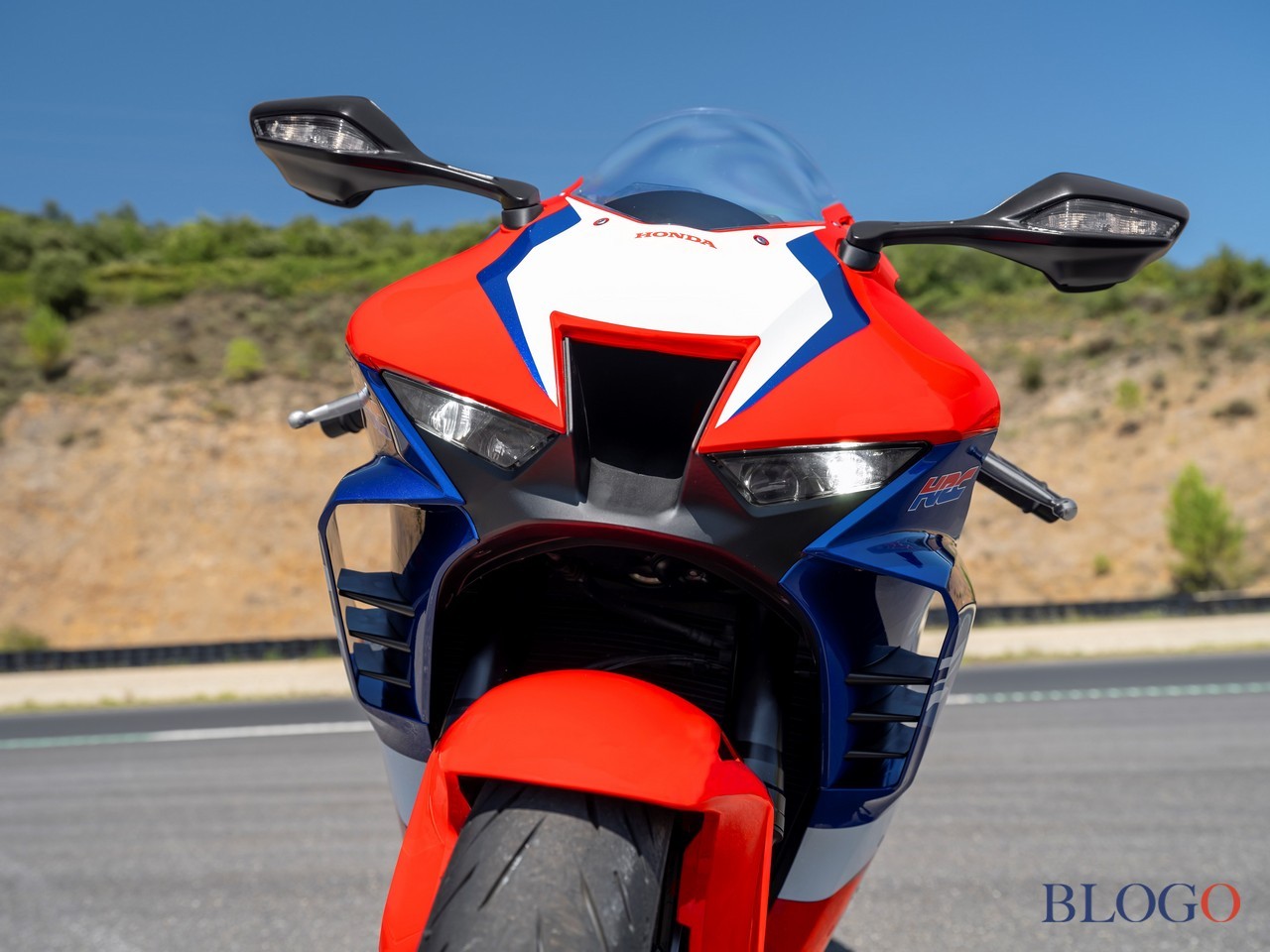 Honda CBR1000RR-R Fireblade 2022