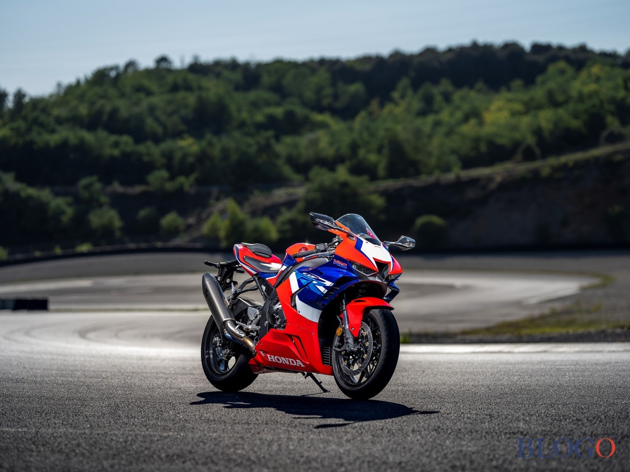 Honda CBR1000RR-R Fireblade 2022