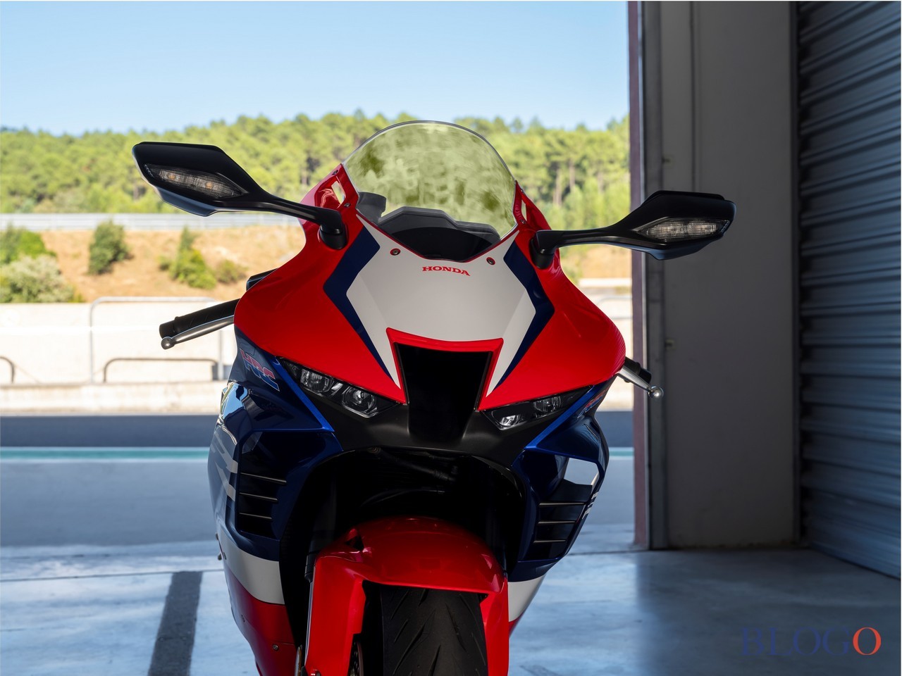 Honda CBR1000RR-R Fireblade 2022