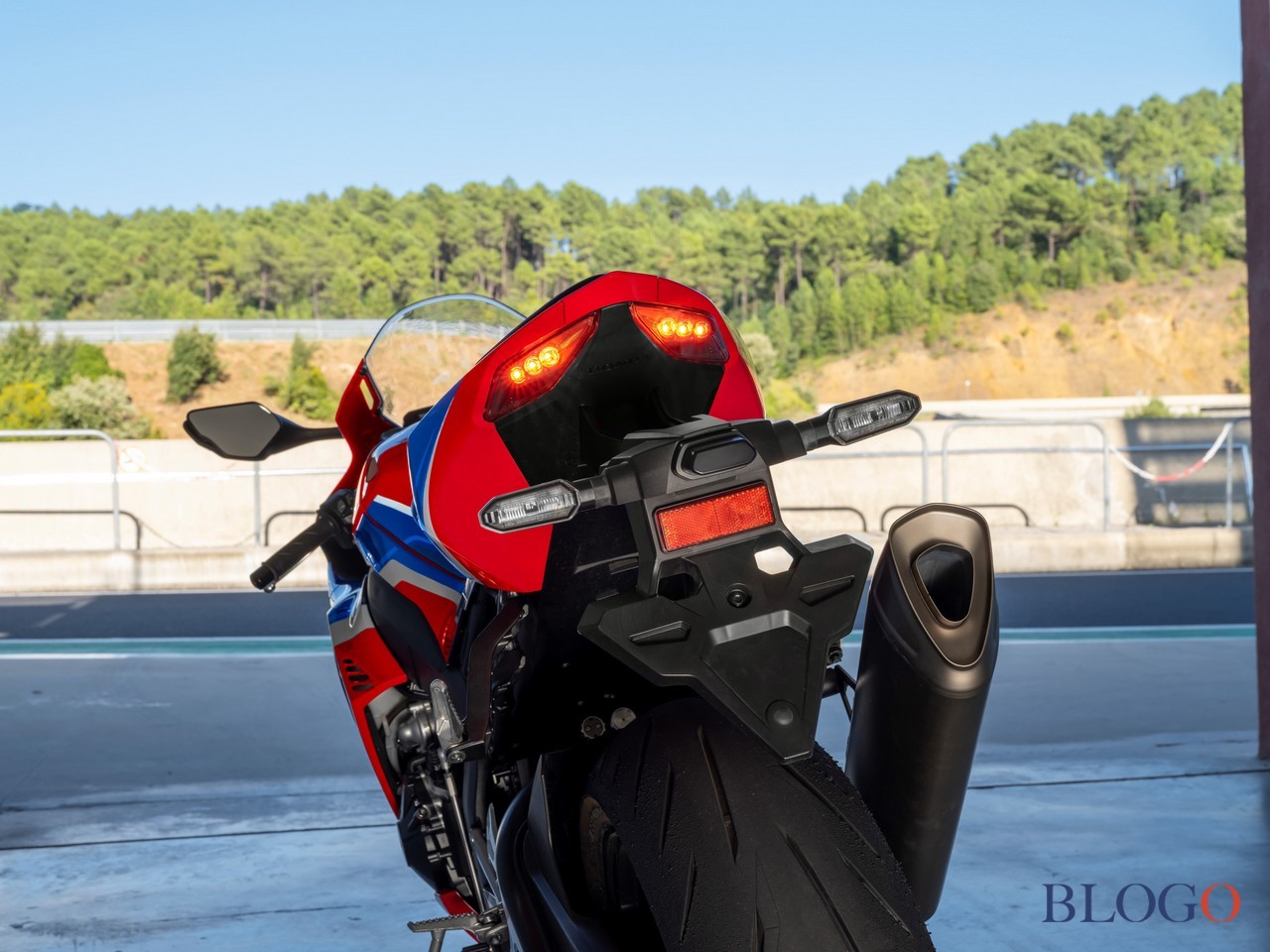 Honda CBR1000RR-R Fireblade 2022