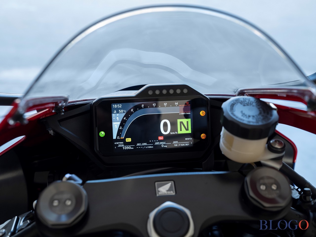 Honda CBR1000RR-R Fireblade 2022