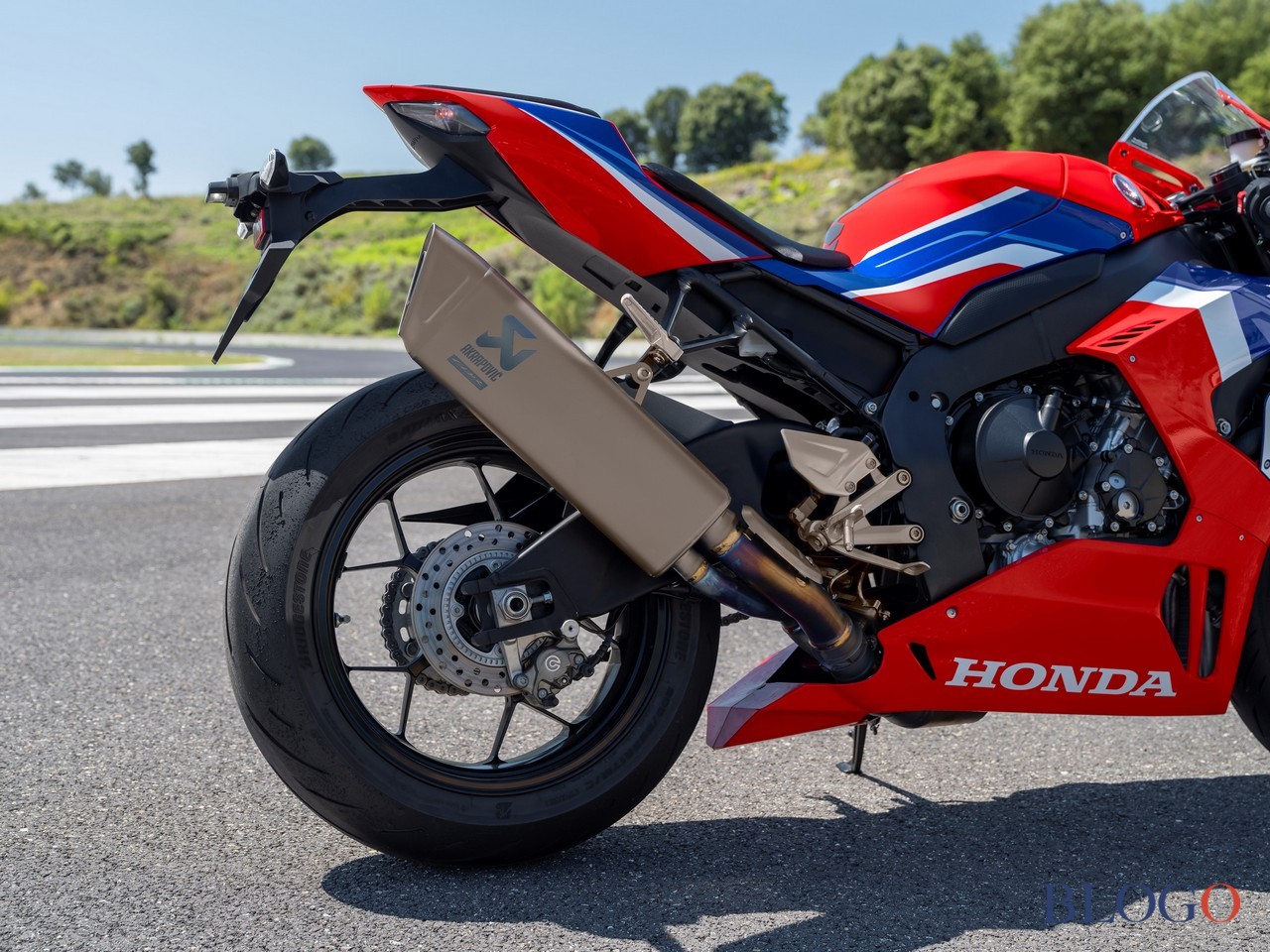 Honda CBR1000RR-R Fireblade 2022