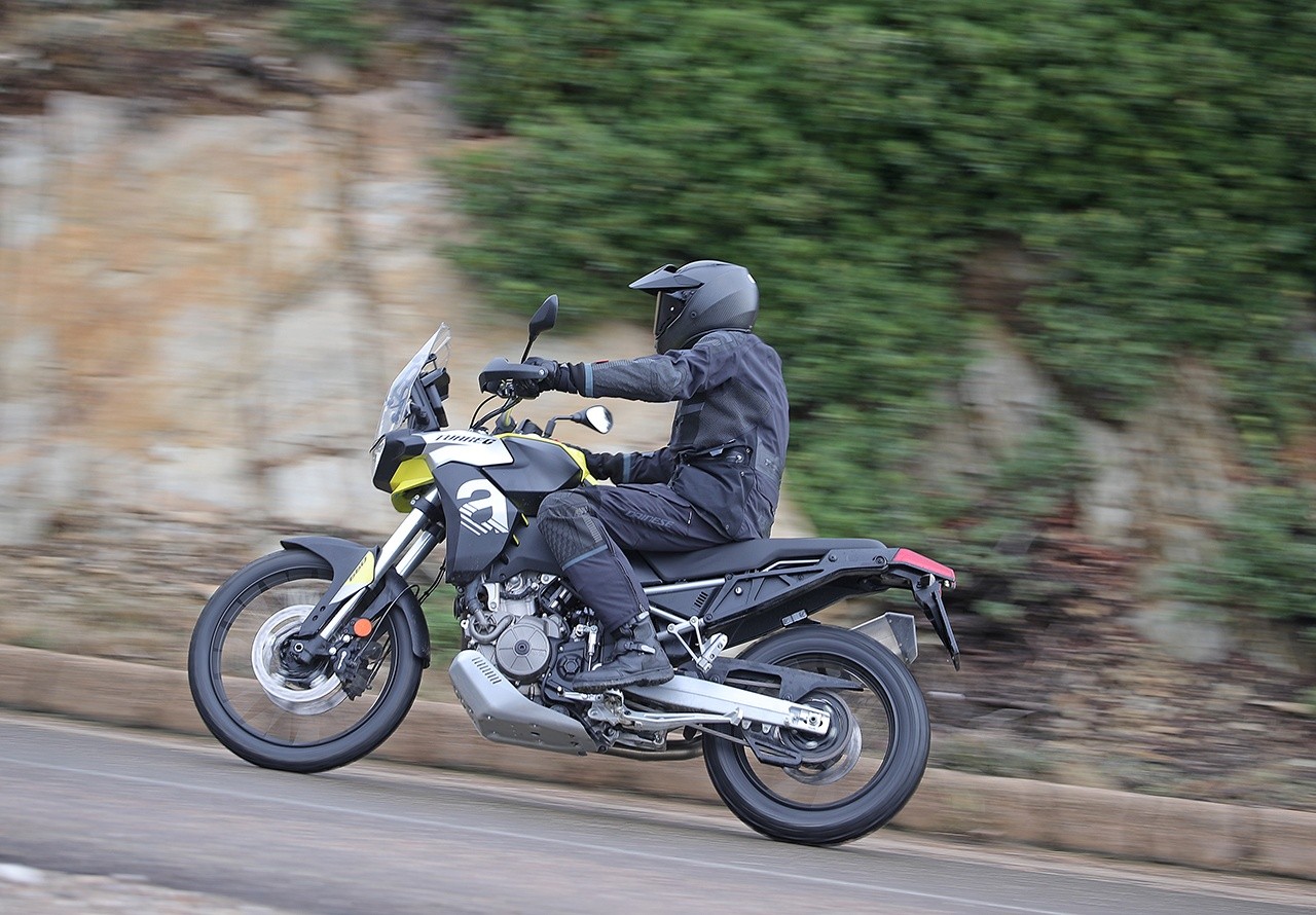 Aprilia Tuareg 660: le foto della prova