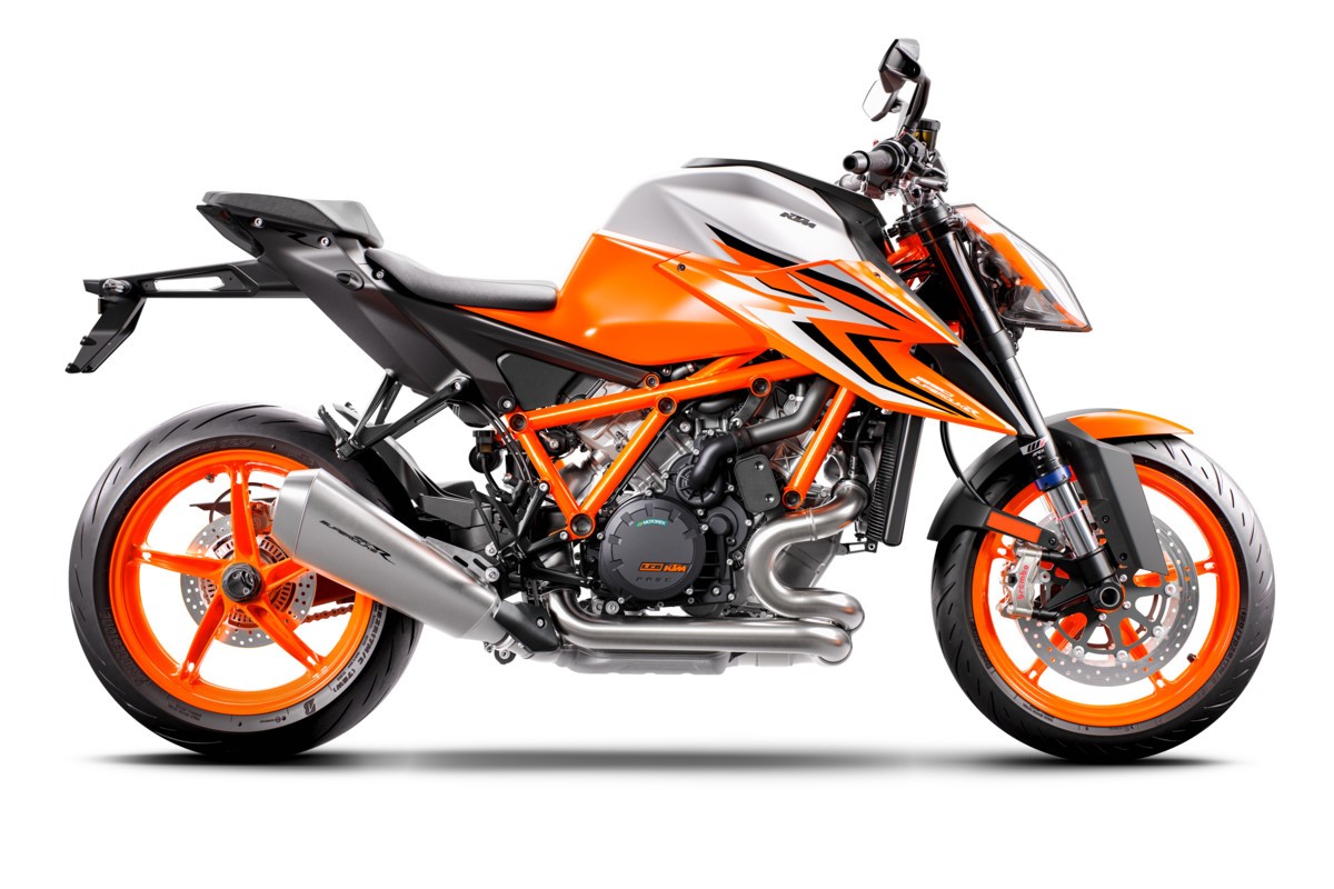 KTM 1290 Super Duke R e 1290 Super Duke R Evo: le foto