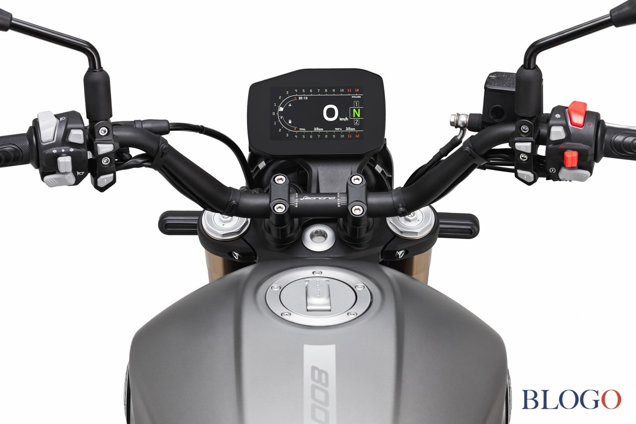 Benelli Leoncino 800 2022