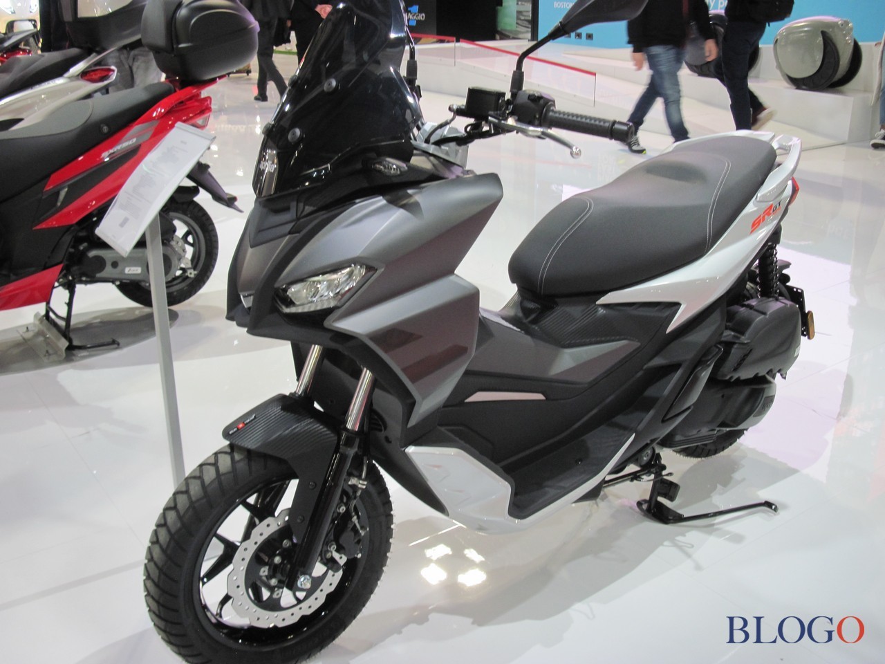 Aprilia SR GT | Live @ EICMA 2021