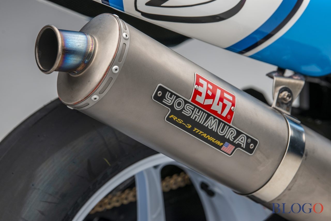 Team Classic Suzuki GSX-R750 SRAD Racer