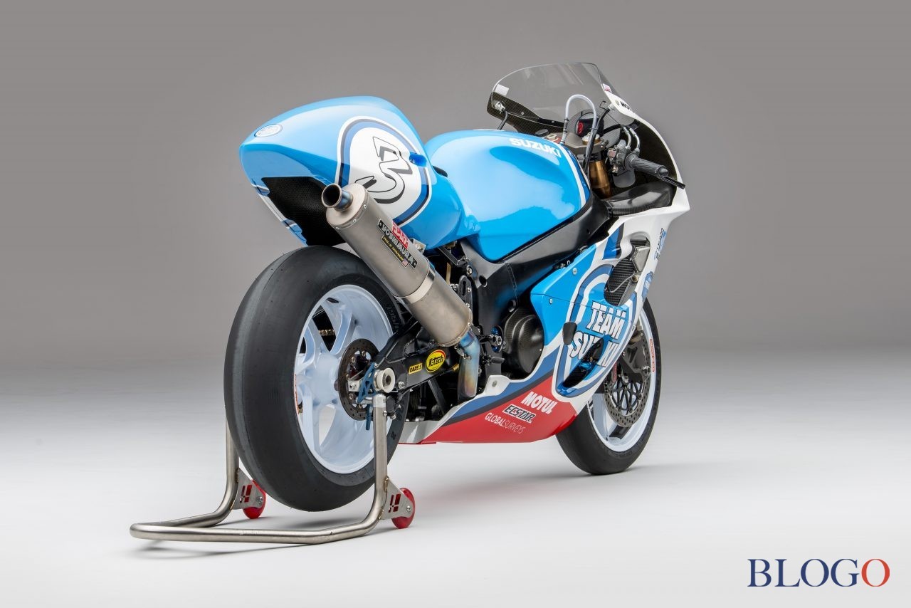 Team Classic Suzuki GSX-R750 SRAD Racer