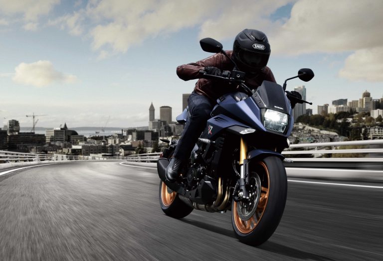 suzuki-katana-action