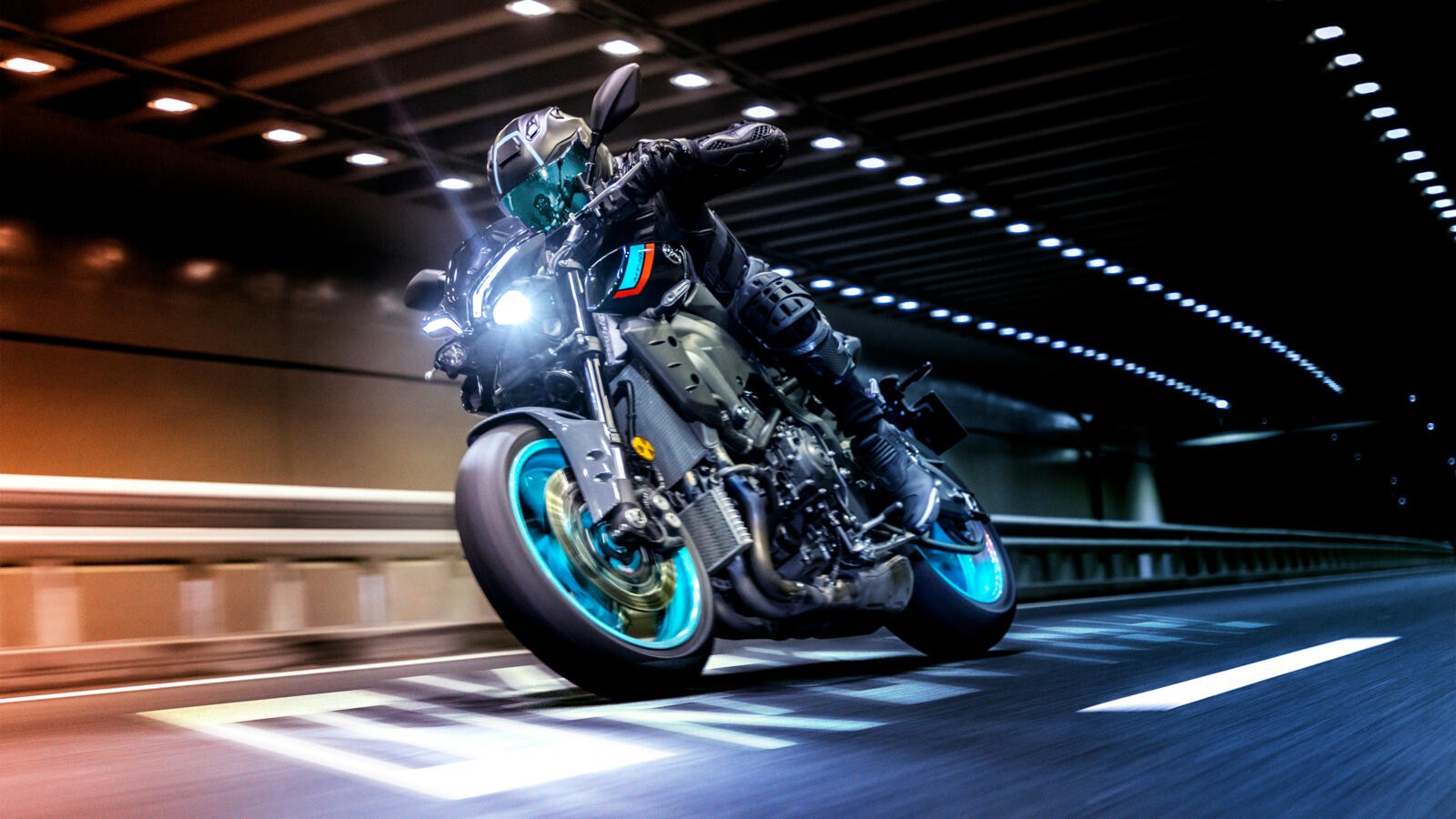 Yamaha MT-10 2022: le foto