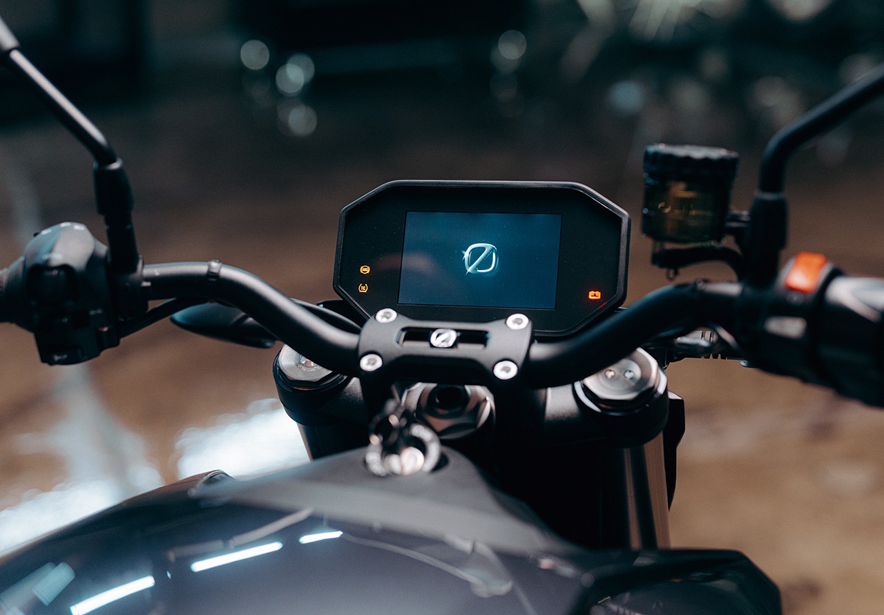 Zero Motorcycles SR 2022: le foto