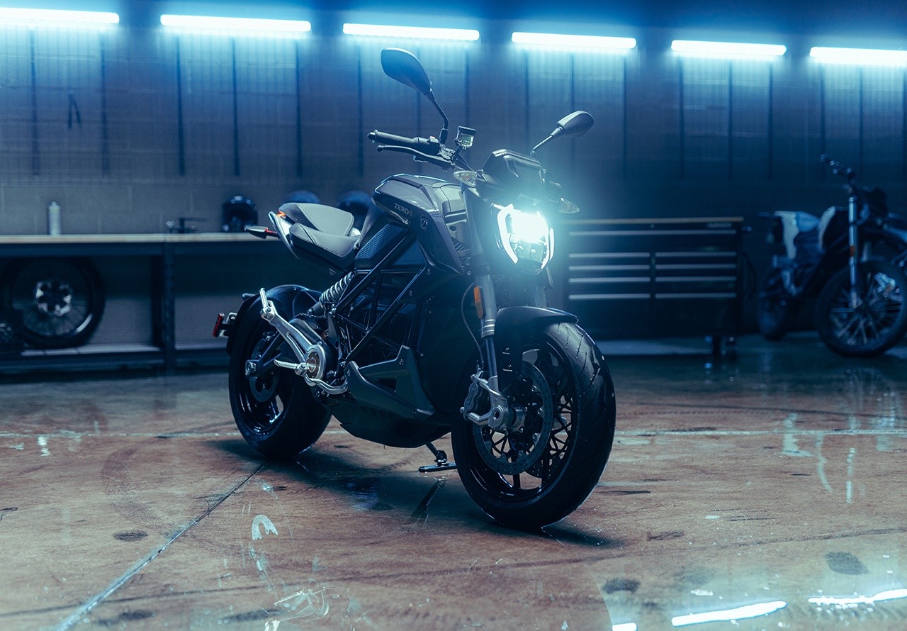 Zero Motorcycles SR 2022: le foto