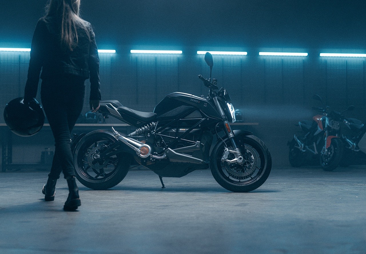 Zero Motorcycles SR 2022: le foto