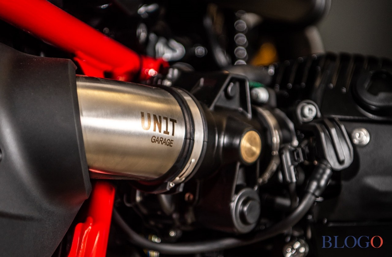 BMW R nineT "Paris-Dakar" | VTR Customs