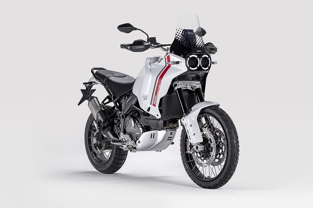 Ducati World Premiere 2022: svelata la DesertX