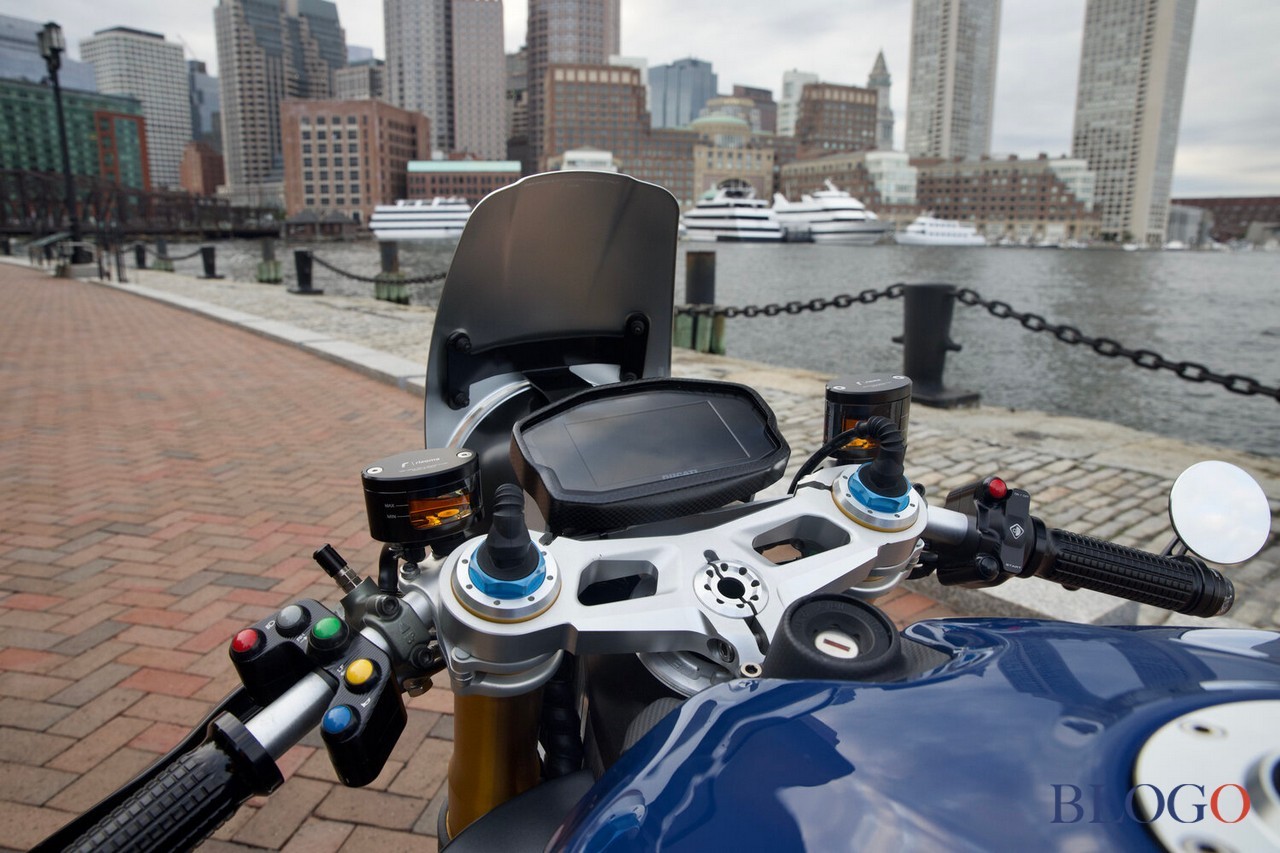 Ducati Panigale 1199 S "Cafe Racer" | Singular Rides