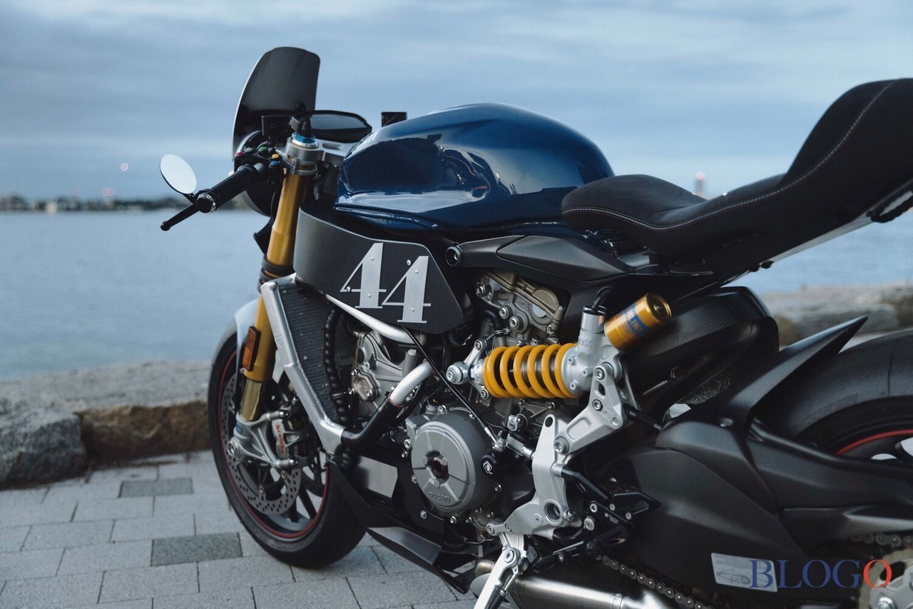 Ducati Panigale 1199 S "Cafe Racer" | Singular Rides