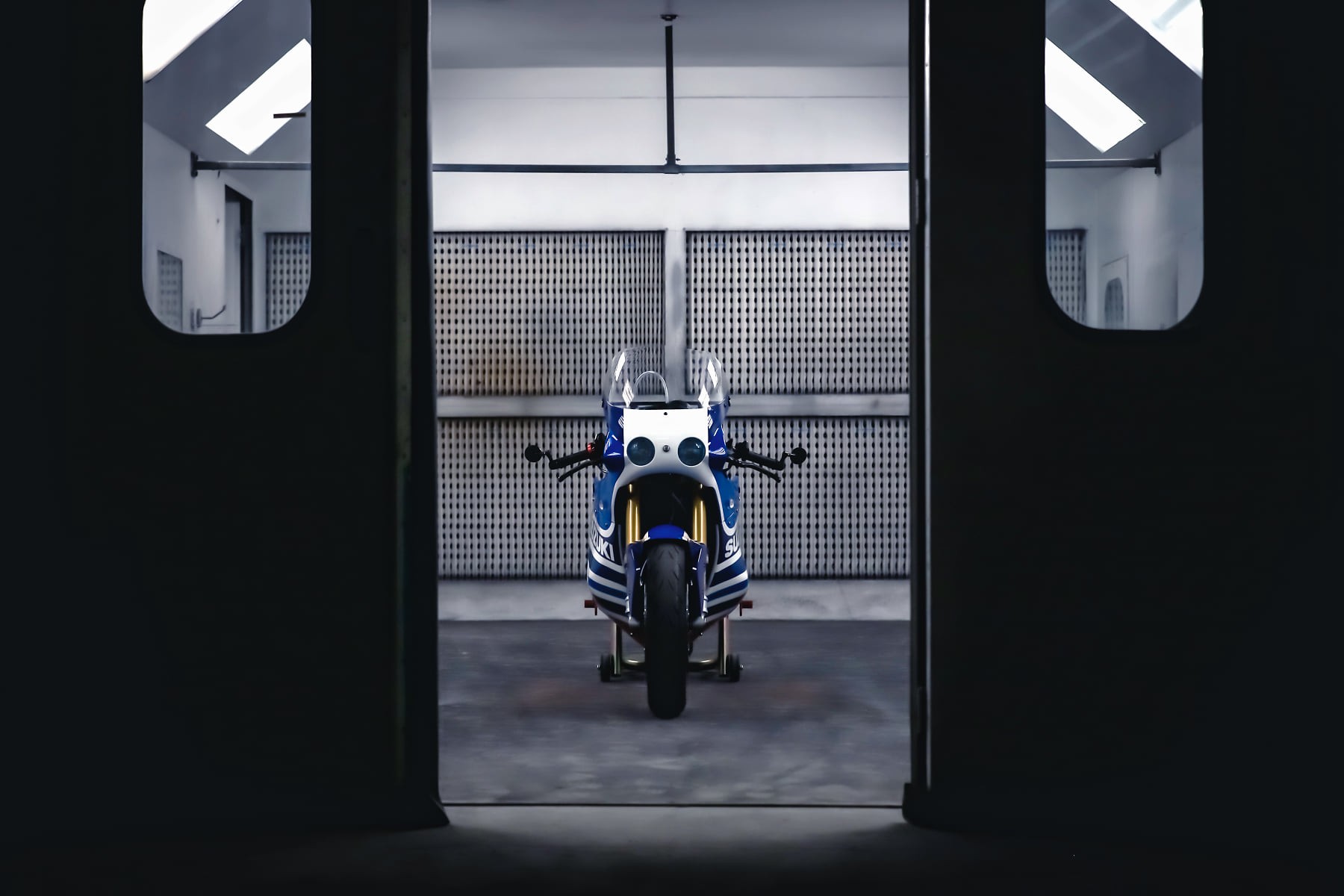 Suzuki "Spirit of 69": la special su base XR69