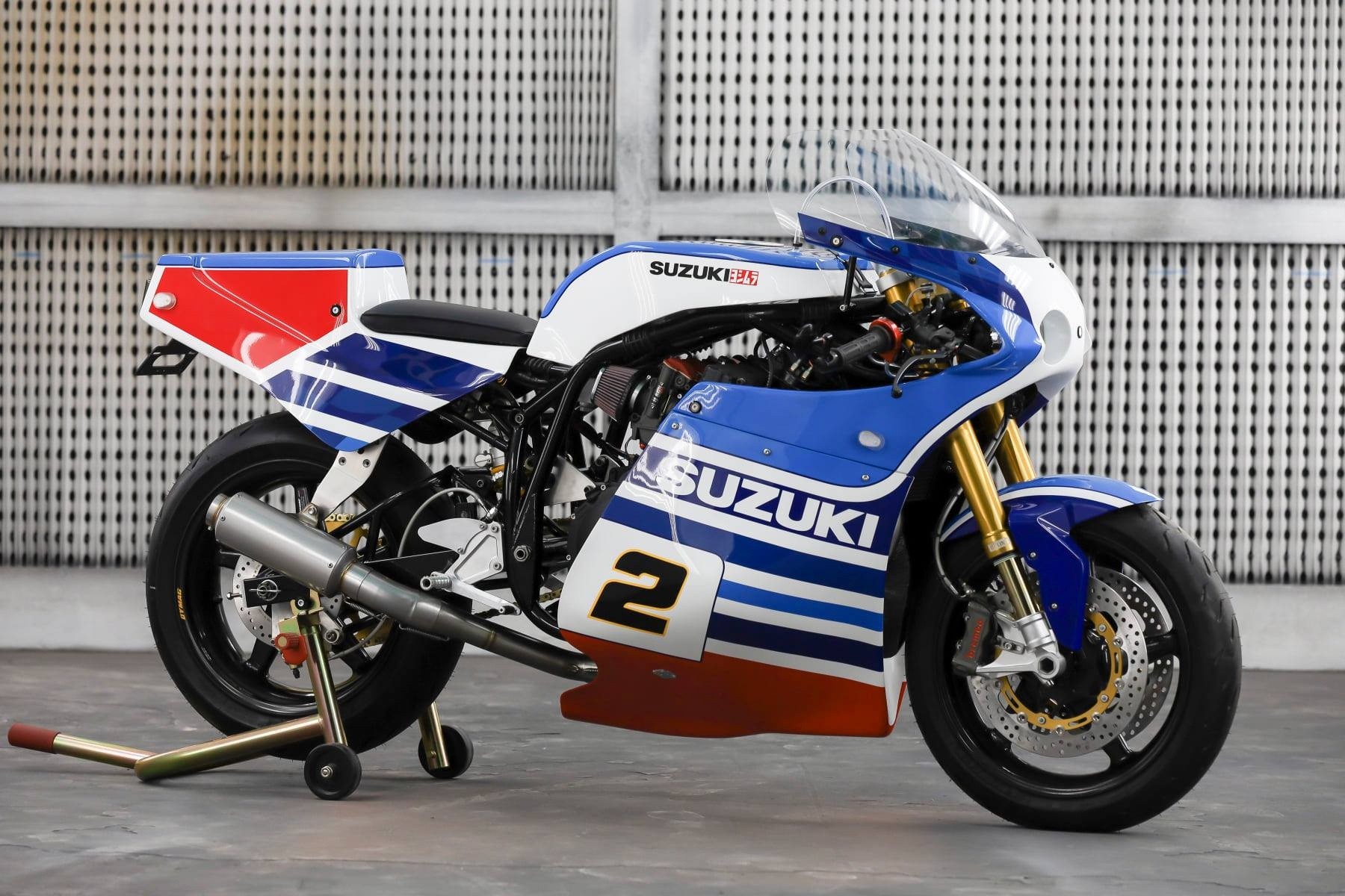 Suzuki "Spirit of 69": la special su base XR69