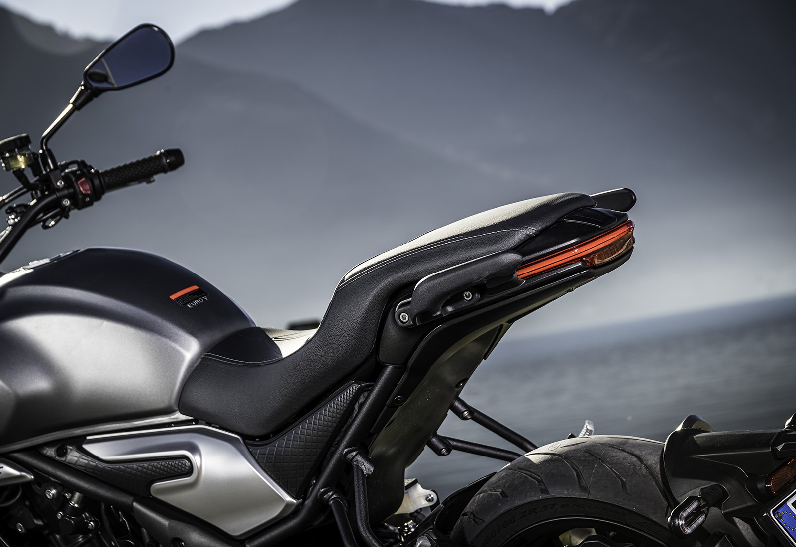 Voge Trofeo 500AC: le foto