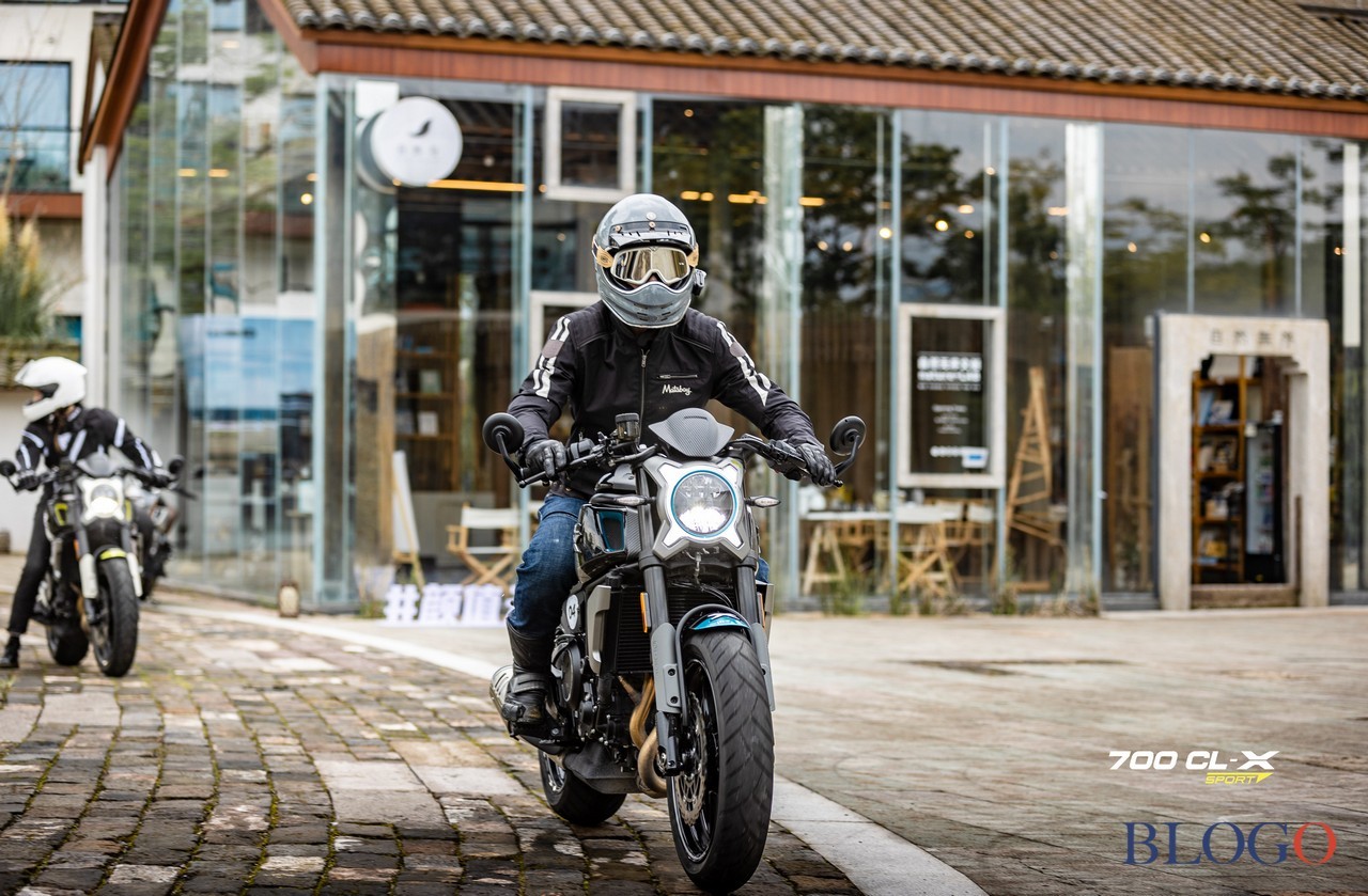 CFMoto 700CL-X Sport 2022