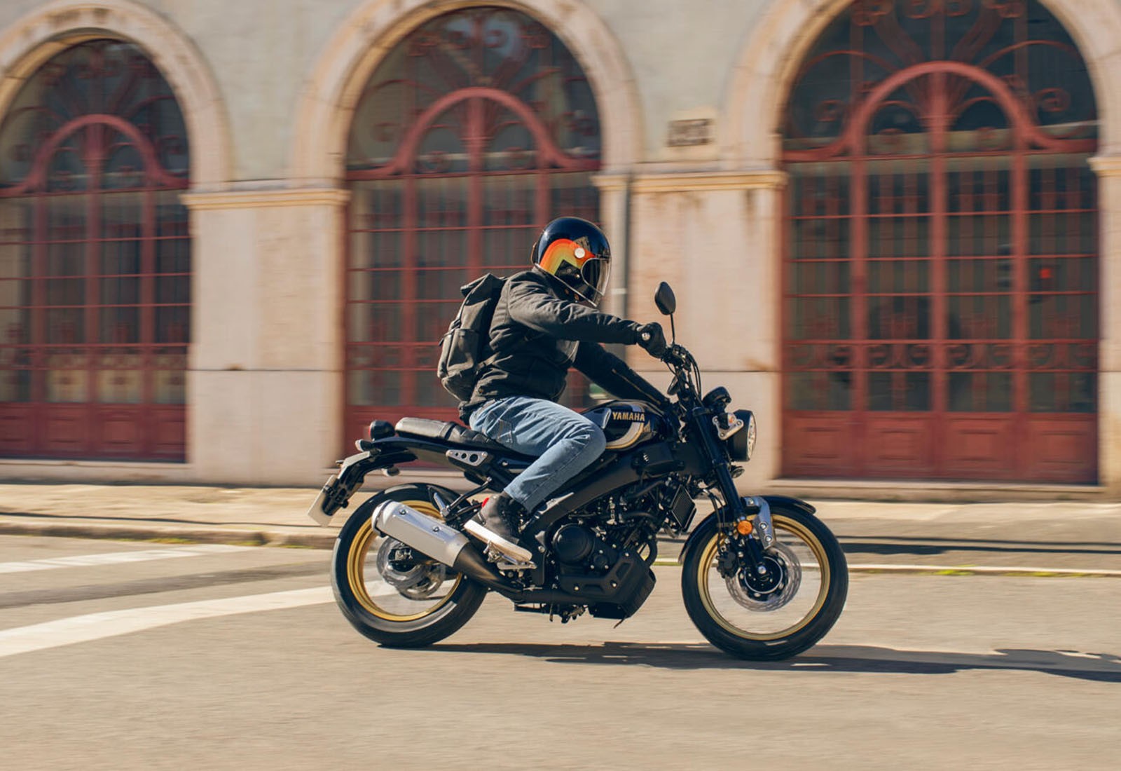 Yamaha XSR125 Legacy: le foto