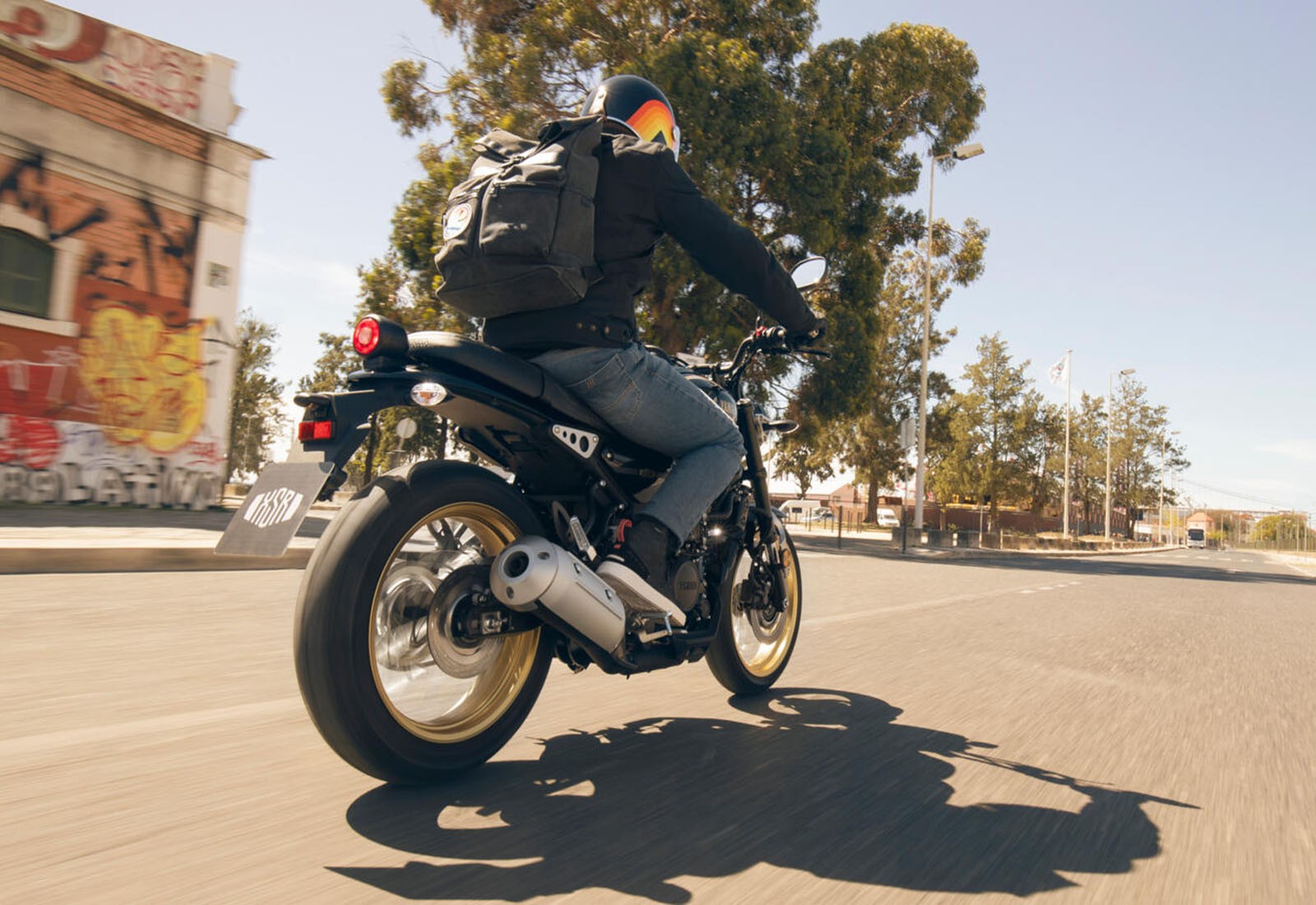 Yamaha XSR125 Legacy: le foto