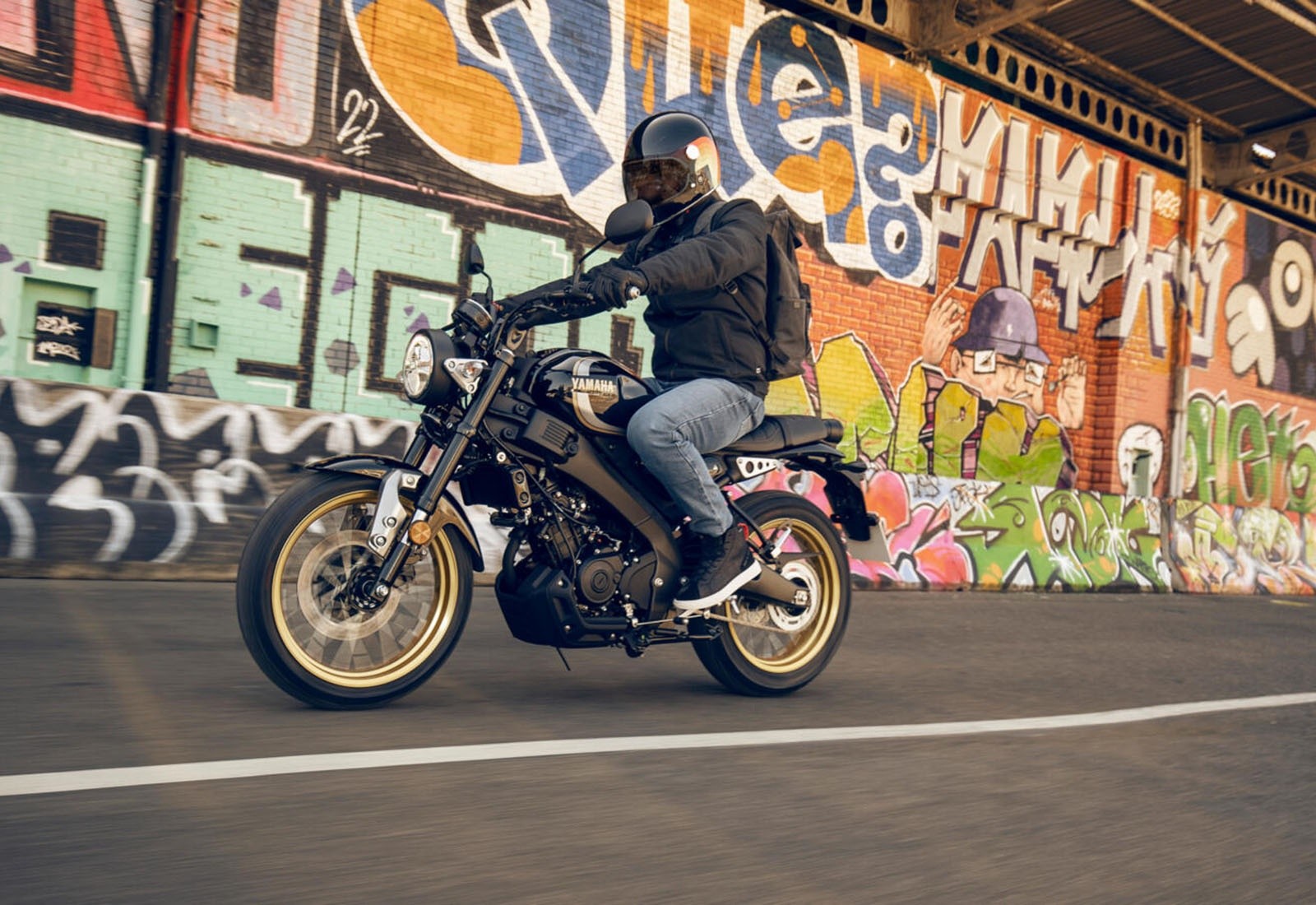 Yamaha XSR125 Legacy: le foto
