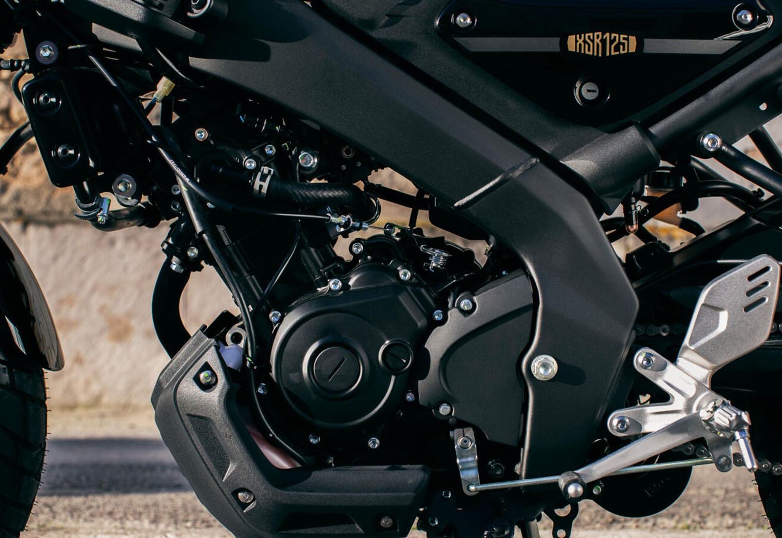 Yamaha XSR125 Legacy: le foto
