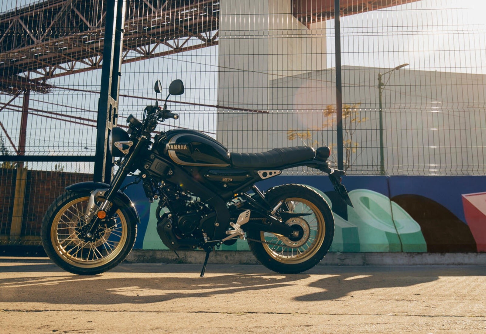 Yamaha XSR125 Legacy: le foto