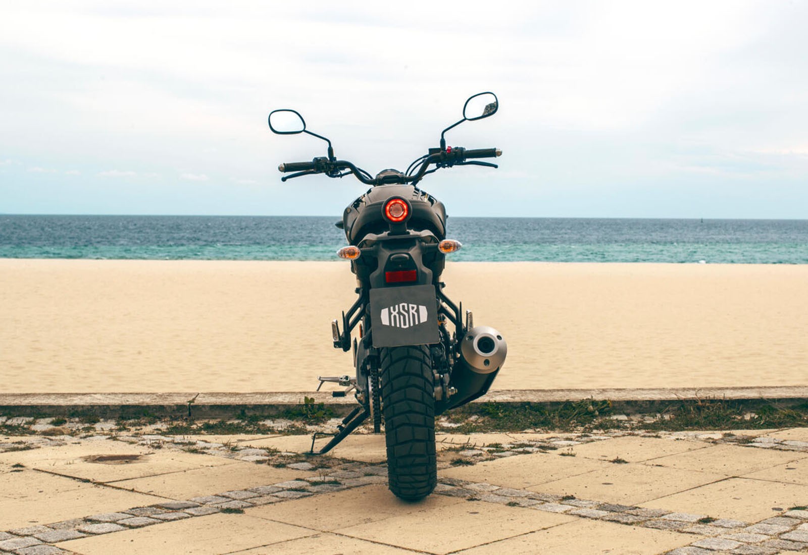 Yamaha XSR125 Legacy: le foto