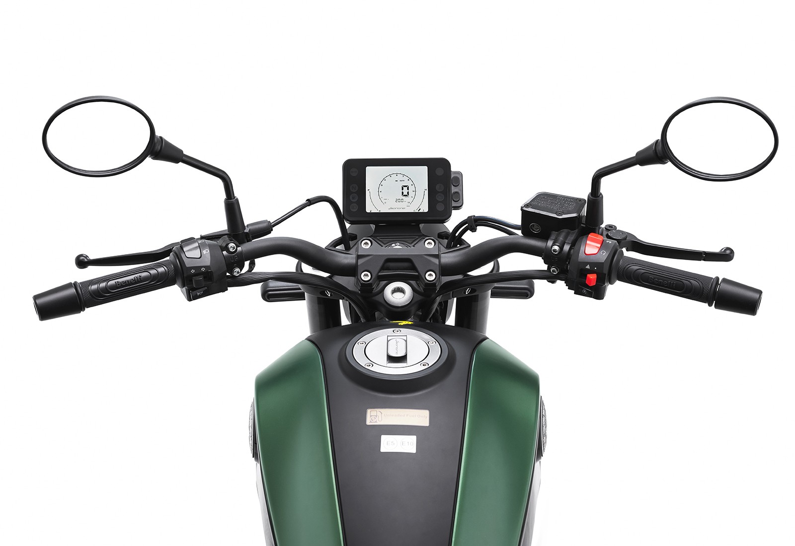 Benelli Leoncino 125: le foto