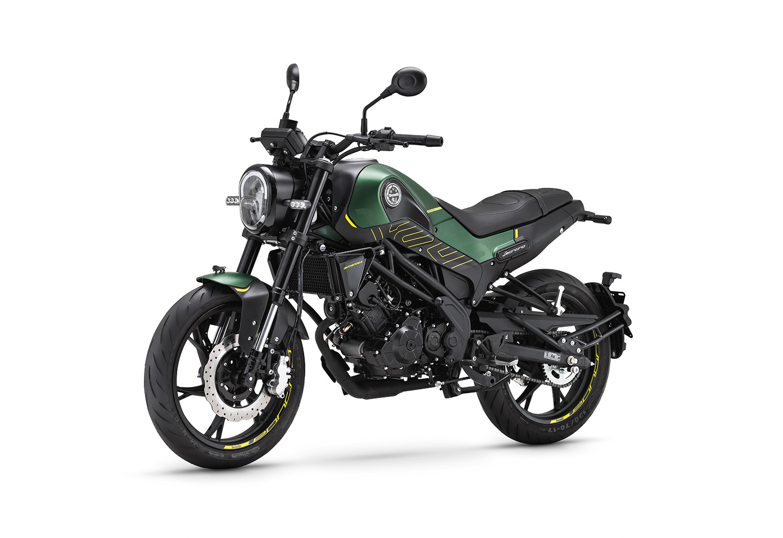 Benelli Leoncino 125: le foto
