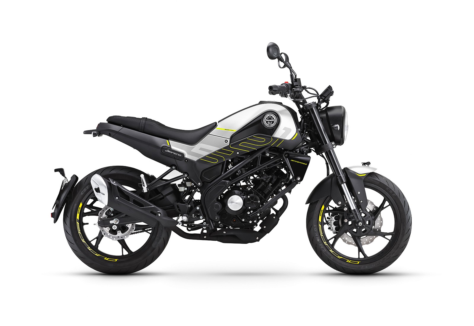 Benelli Leoncino 125: le foto