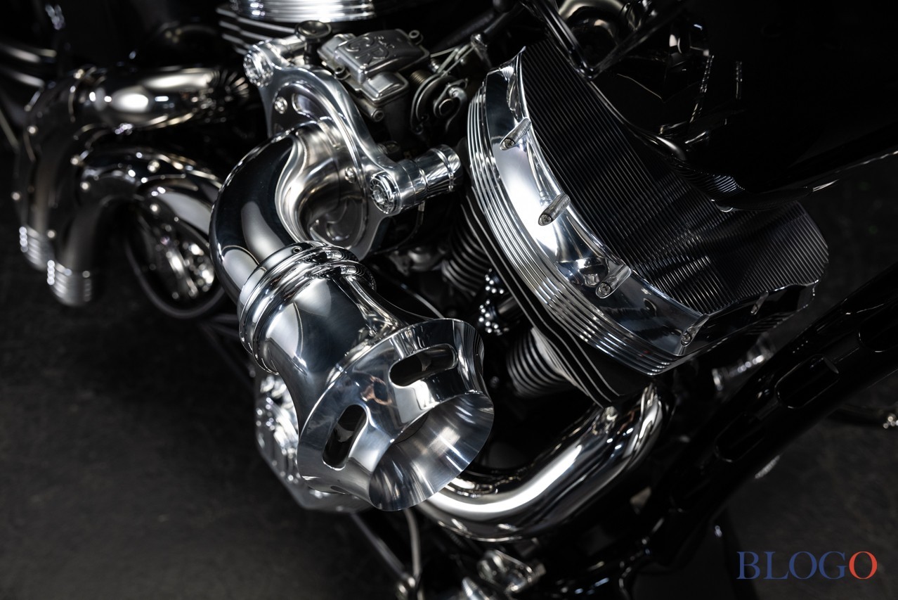 Harley-Davidson Softail "Sally" by Bad Land